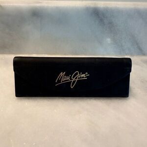 Maui Jim Trifold Magnetic Closure Foldable Triangle Sunglasses Hard Case Black